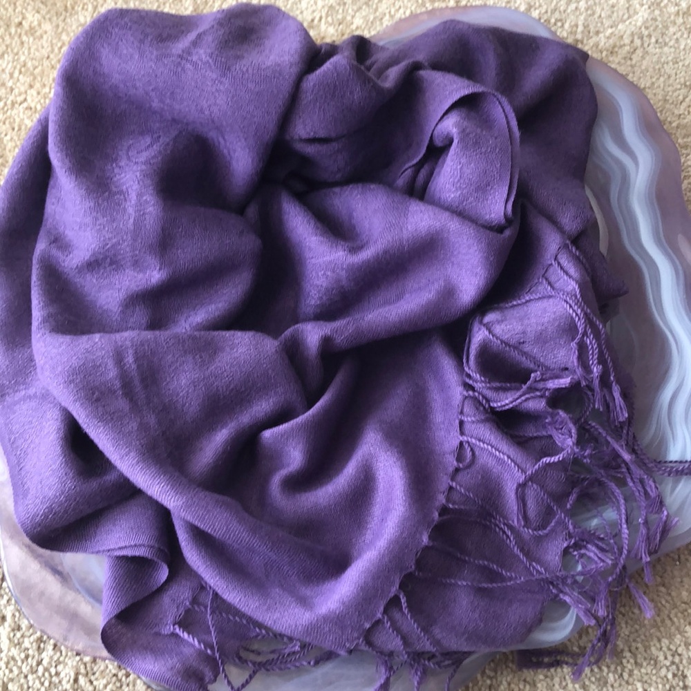 PASHMINA SILK/PASHMINA BLEND PURPLE SCARF • 72”x27”